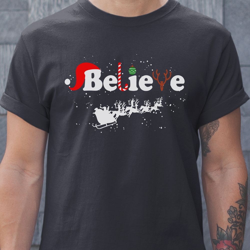 Classic Unisex T-Shirt - 42EJXE9F - model - 0