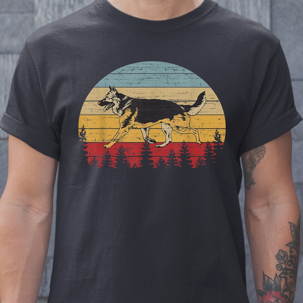 Classic Unisex T-Shirt - 6JS6DX8C - model - 0