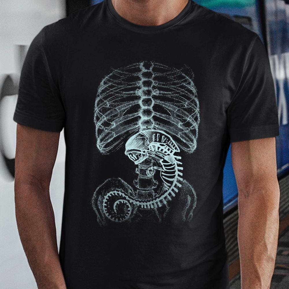 Classic Unisex T-Shirt - D7BHCQK4 - model - 0