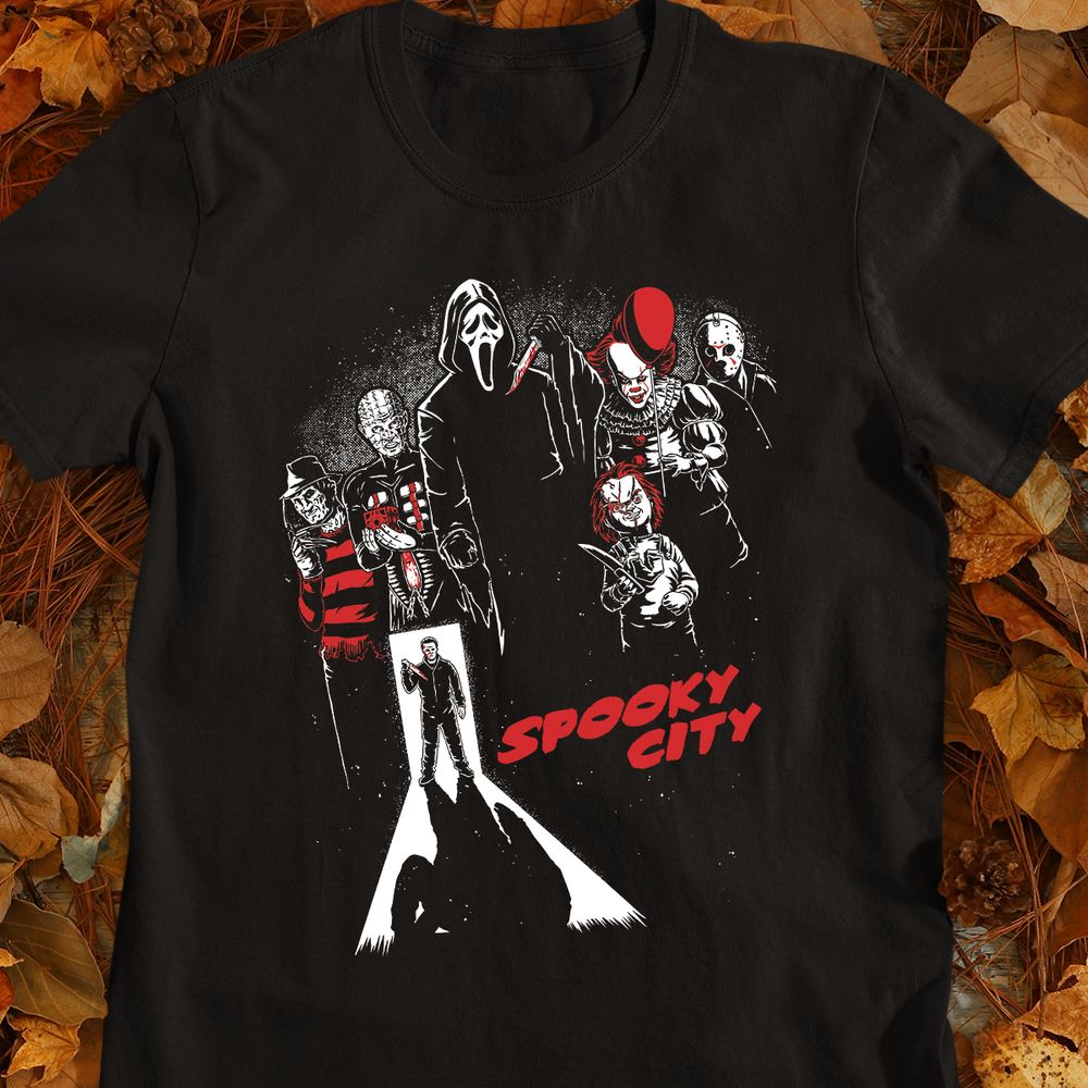 Classic Unisex T-Shirt - 32BQMFA6 - model - 0