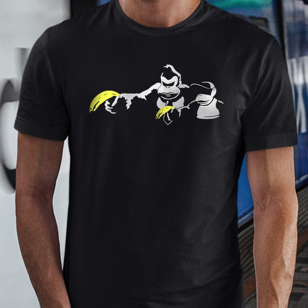 Classic Unisex T-Shirt - LTNUYV1N - model - 0
