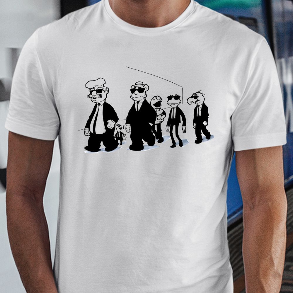 Classic Unisex T-Shirt - 91RKSREA - model - 0