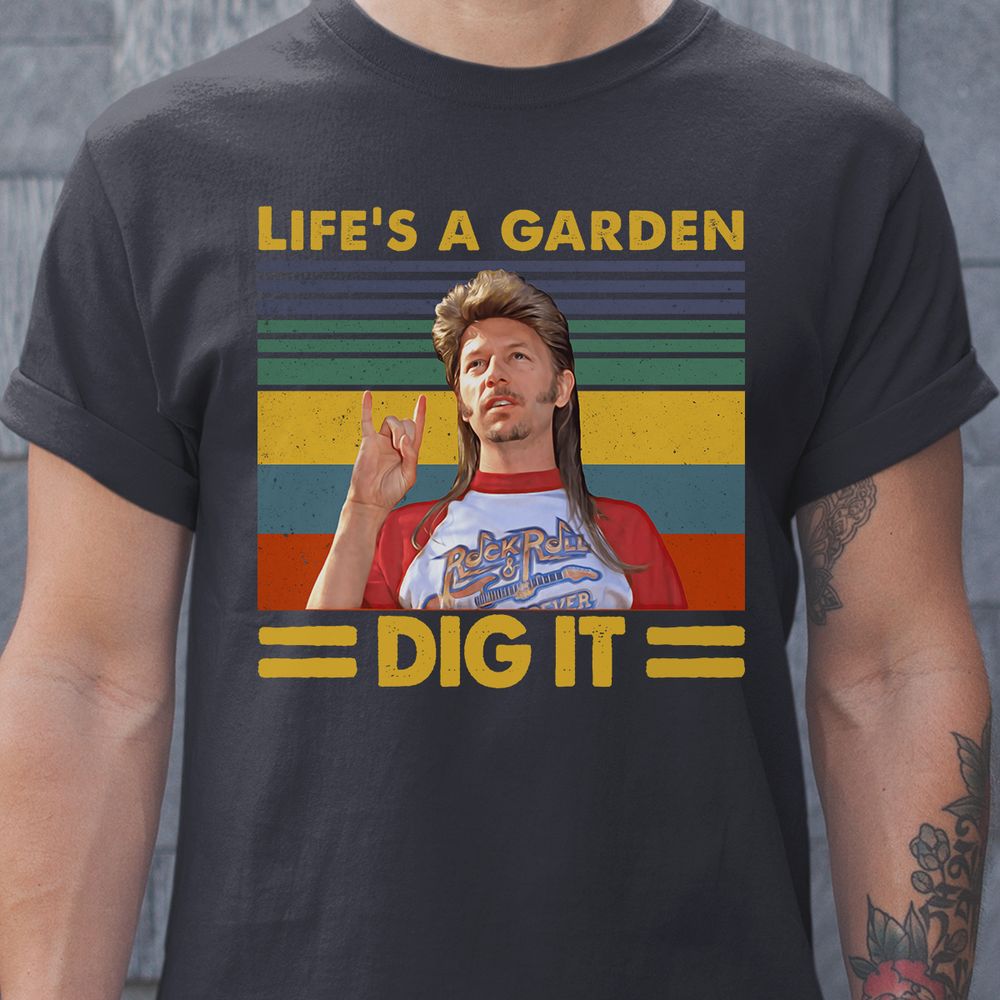 Classic Unisex T-Shirt - FYT8BC1H - model - 0