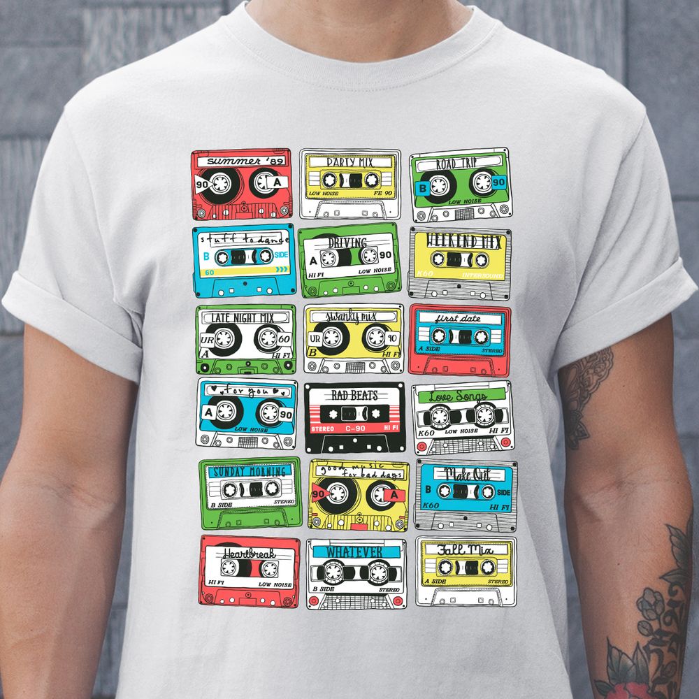 Classic Unisex T-Shirt - 814FBJV7 - model - 0