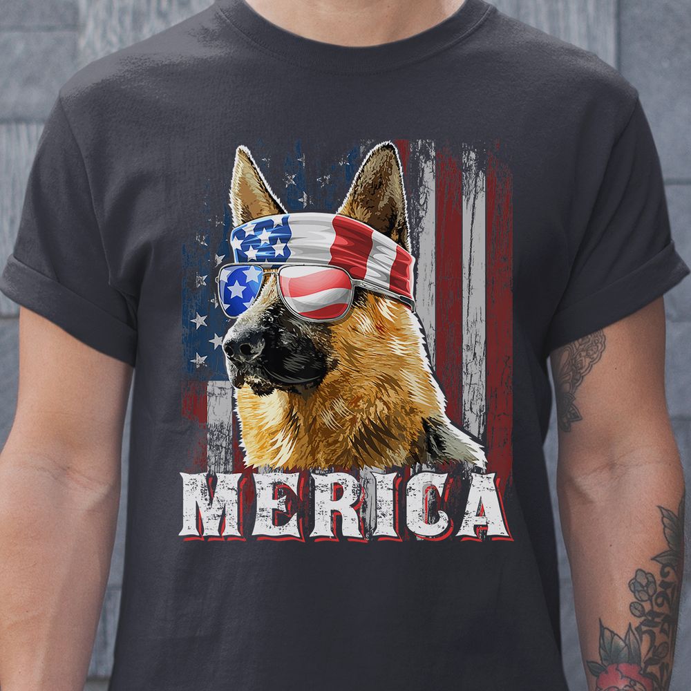Classic Unisex T-Shirt - 3VFKD66S - model - 0