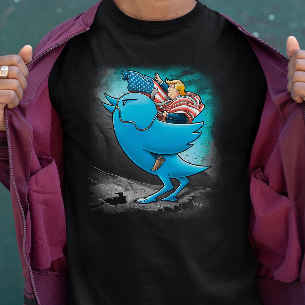 Classic Unisex T-Shirt - KXJ7PZC6 - model - 0