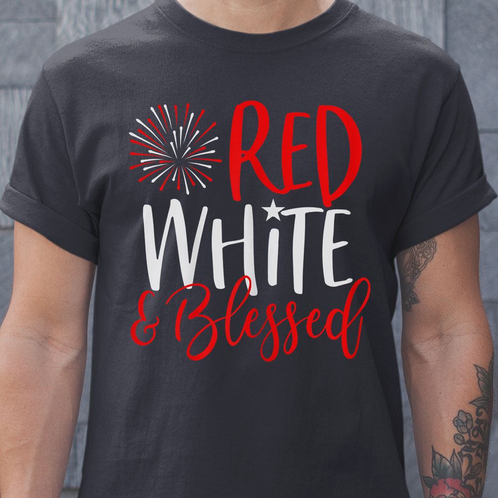 Classic Unisex T-Shirt - 5XK162GA - model - 0