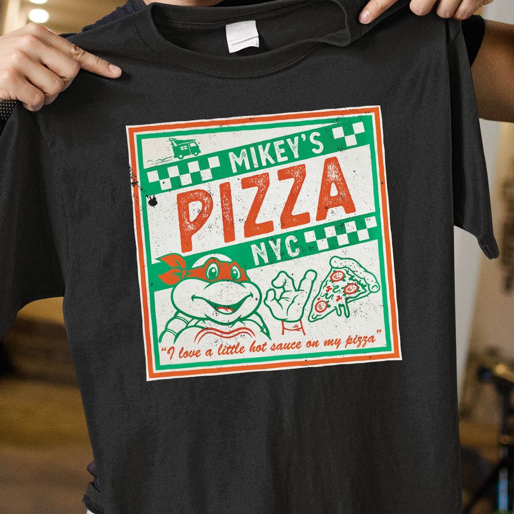 Classic Unisex T-Shirt - W5GNBUVA - model - 0