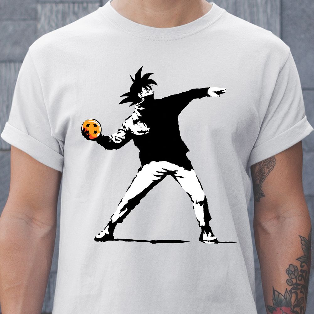 Classic Unisex T-Shirt - Q3KEGJG5 - model - 0