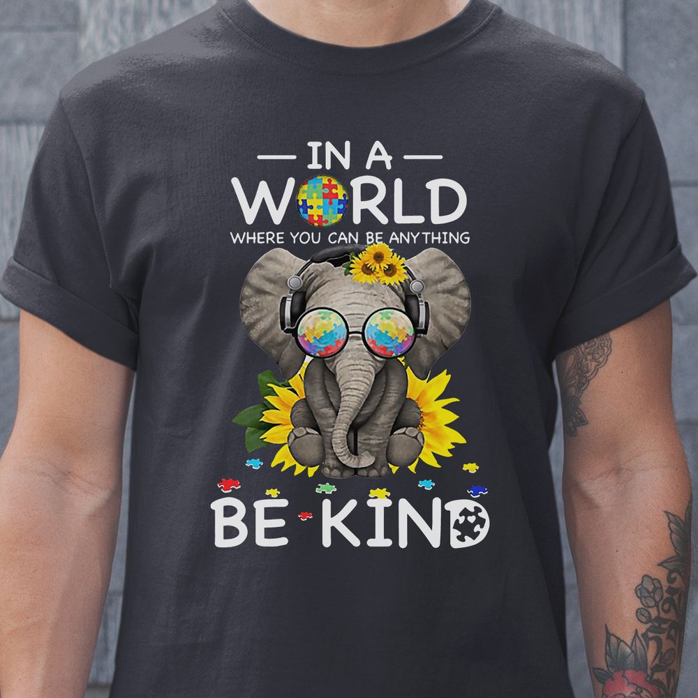 Classic Unisex T-Shirt - UN4ANG2N - model - 0