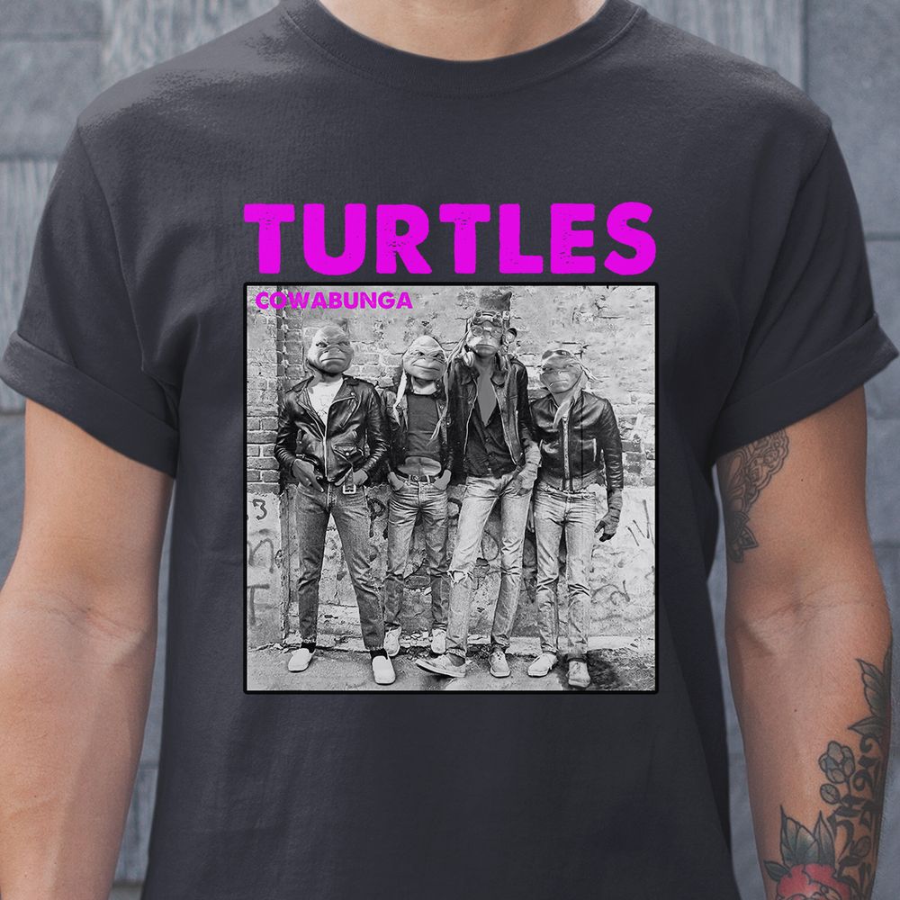 Classic Unisex T-Shirt - PR6QEC63 - model - 0