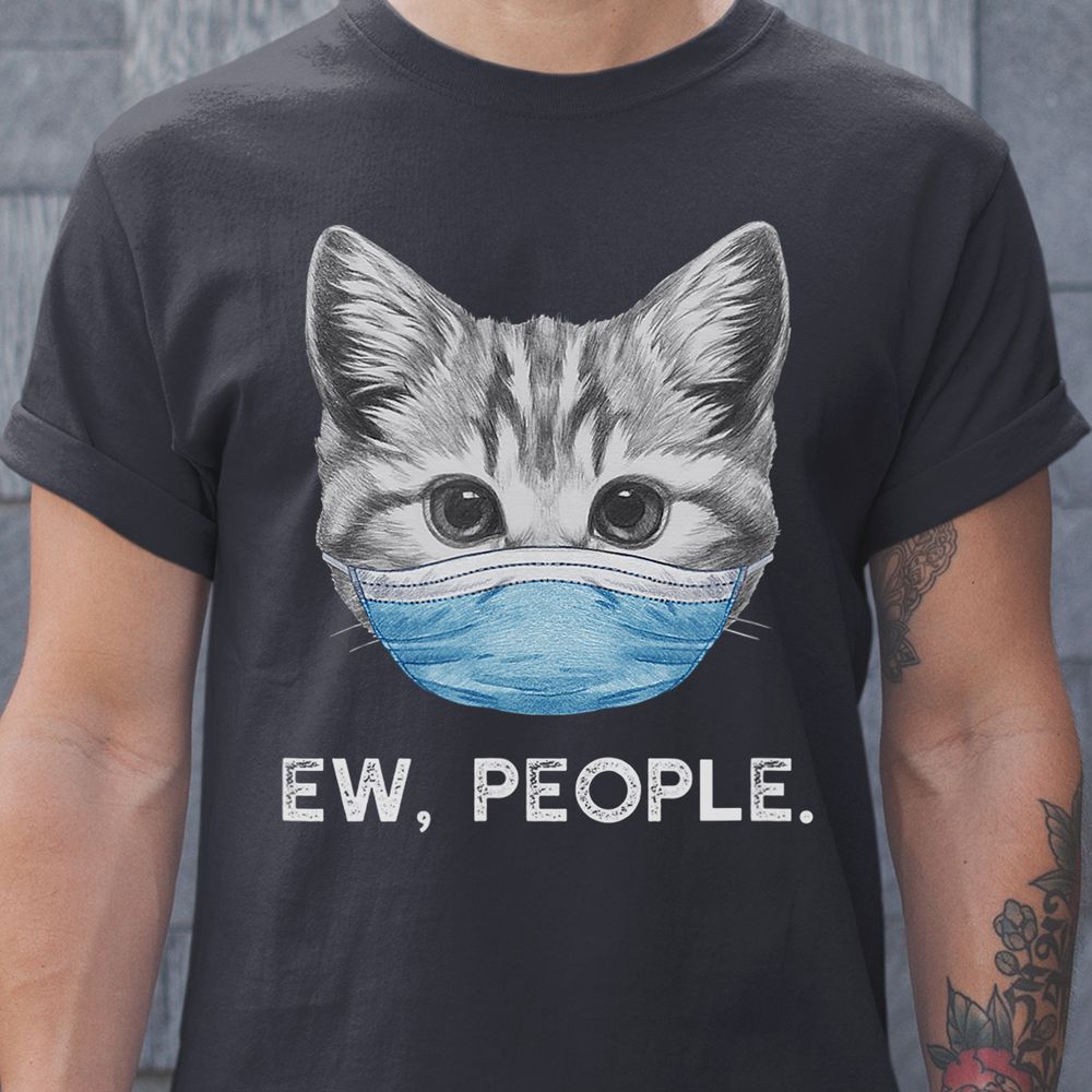 Classic Unisex T-Shirt - KWQ67CXU - model - 0