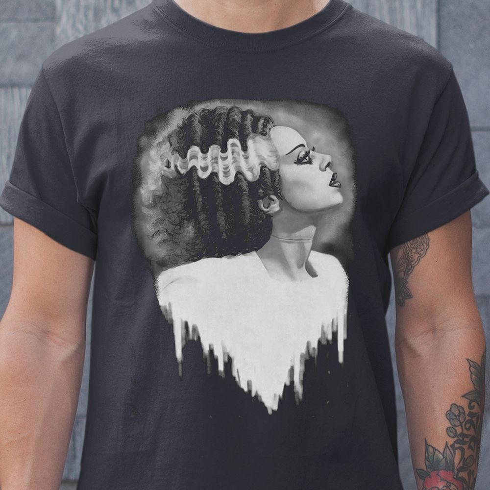 Classic Unisex T-Shirt - UB9RB9KJ - model - 0