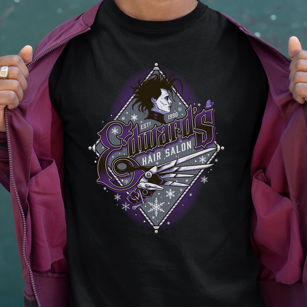 Classic Unisex T-Shirt - 5PVDAWQY - model - 0