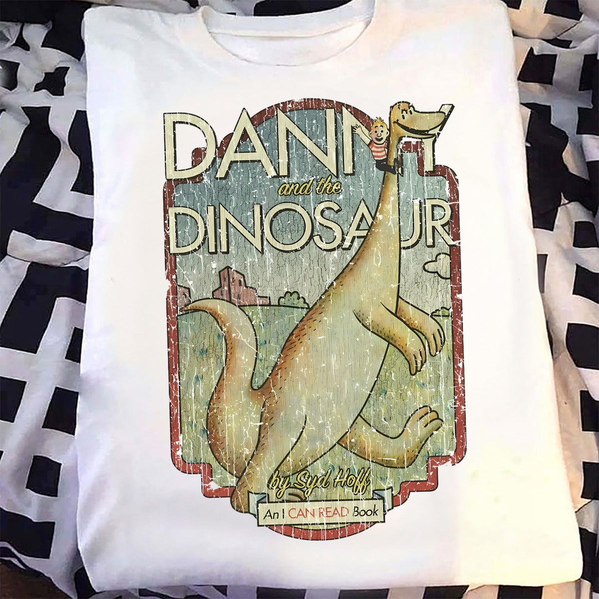 Classic Unisex T-Shirt - L5JE9M6K