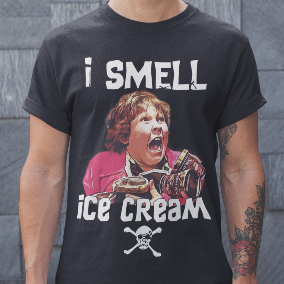 Classic Unisex T-Shirt - E8Z8V2UW