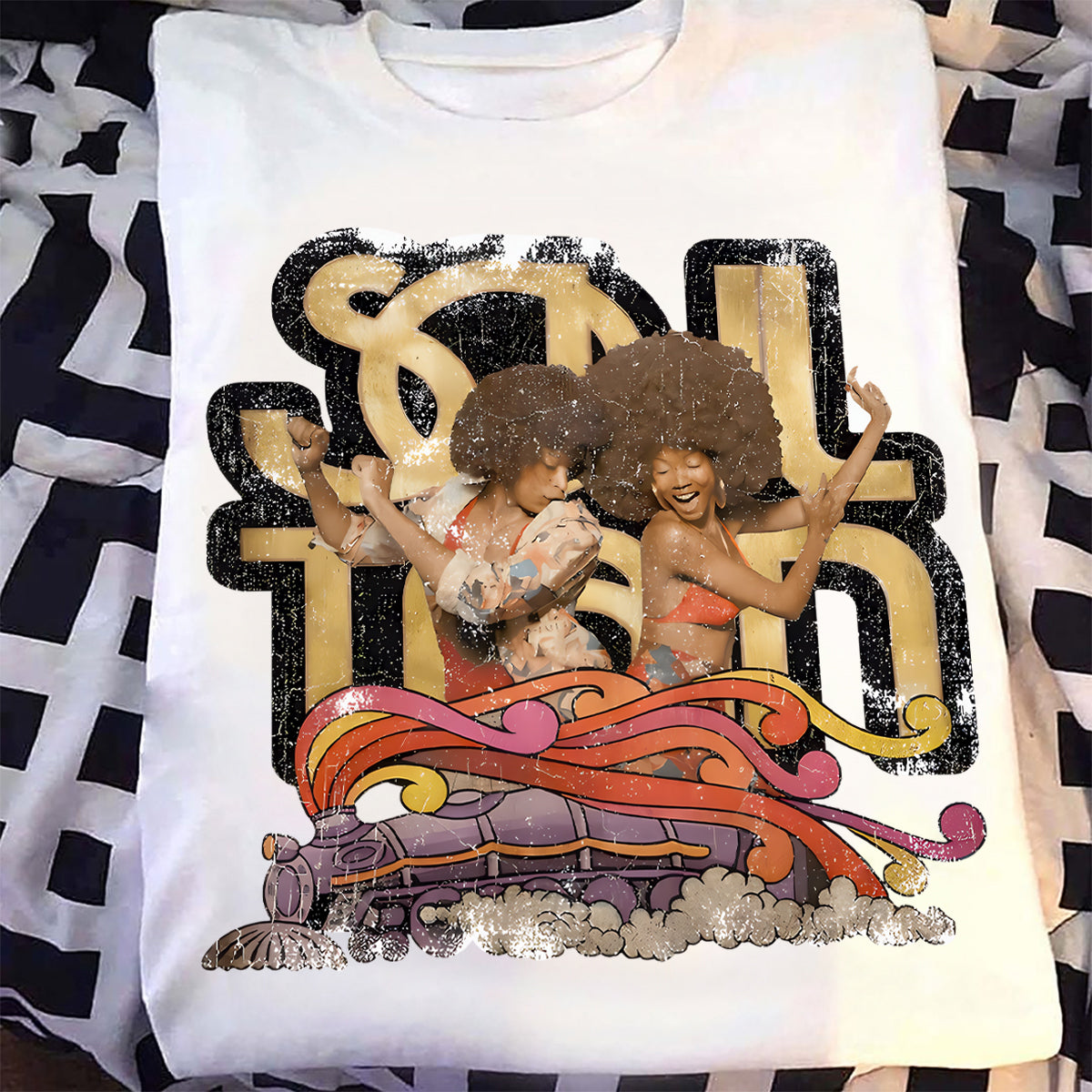 Classic Unisex T-Shirt - B23V38SQ