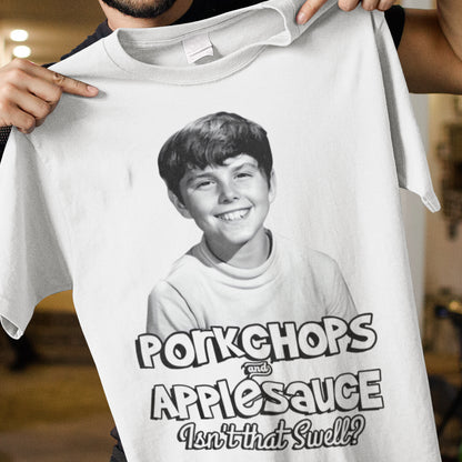 Classic Unisex T-Shirt - SK1E3Q9W